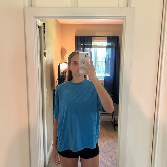 Graphic tshirt - Picture 2 of 4